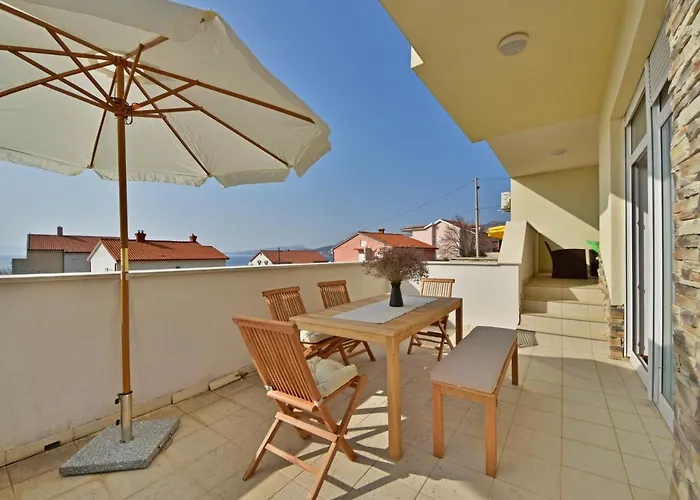 Apartment Cvit 2 By Interhome