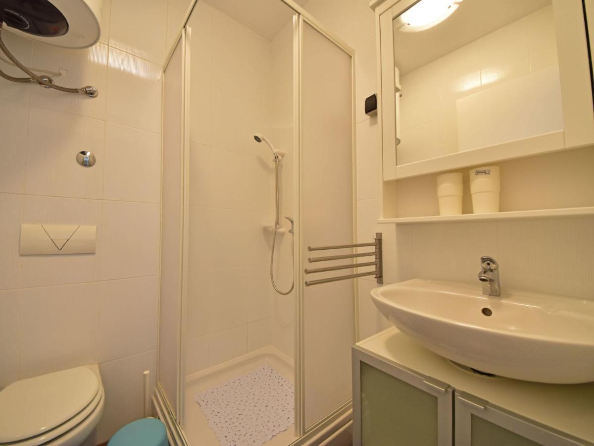 Cvit 2 By Interhome Lägenhet Klenovica